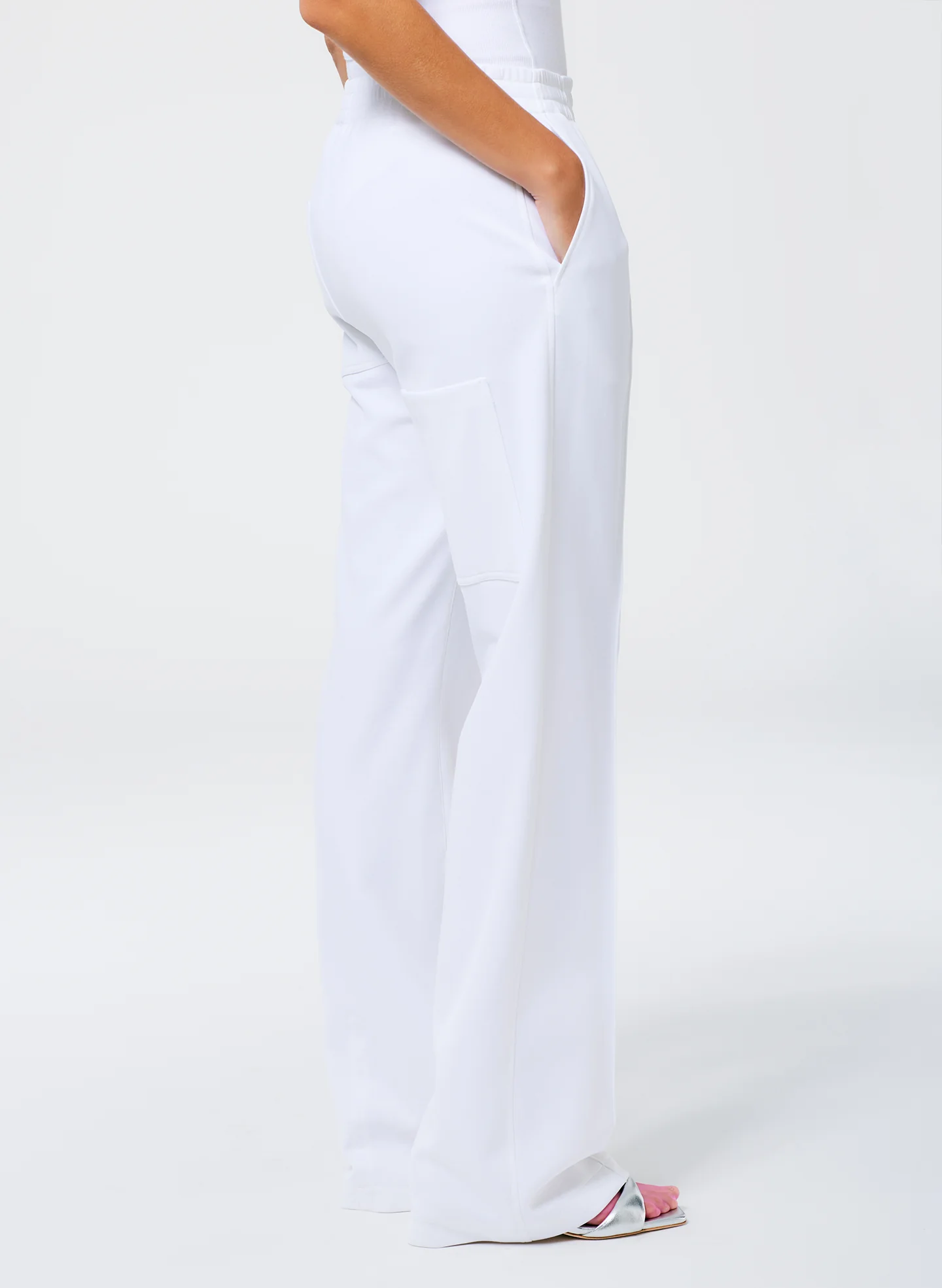 Active Knit Scottie Jogger - Image 5