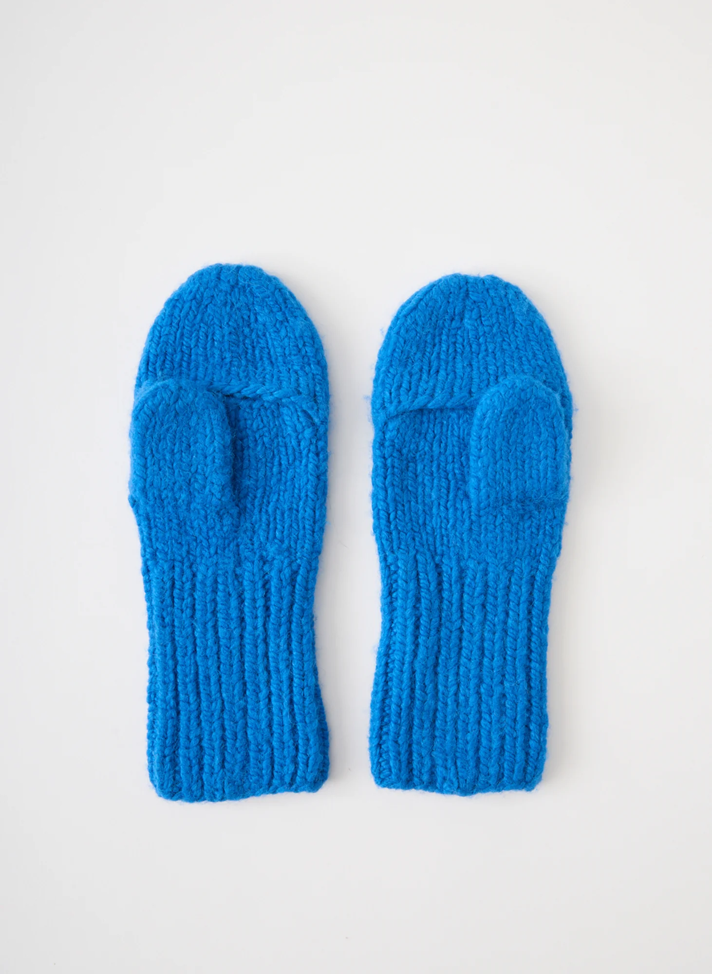 Cozy Mittens - Image 2