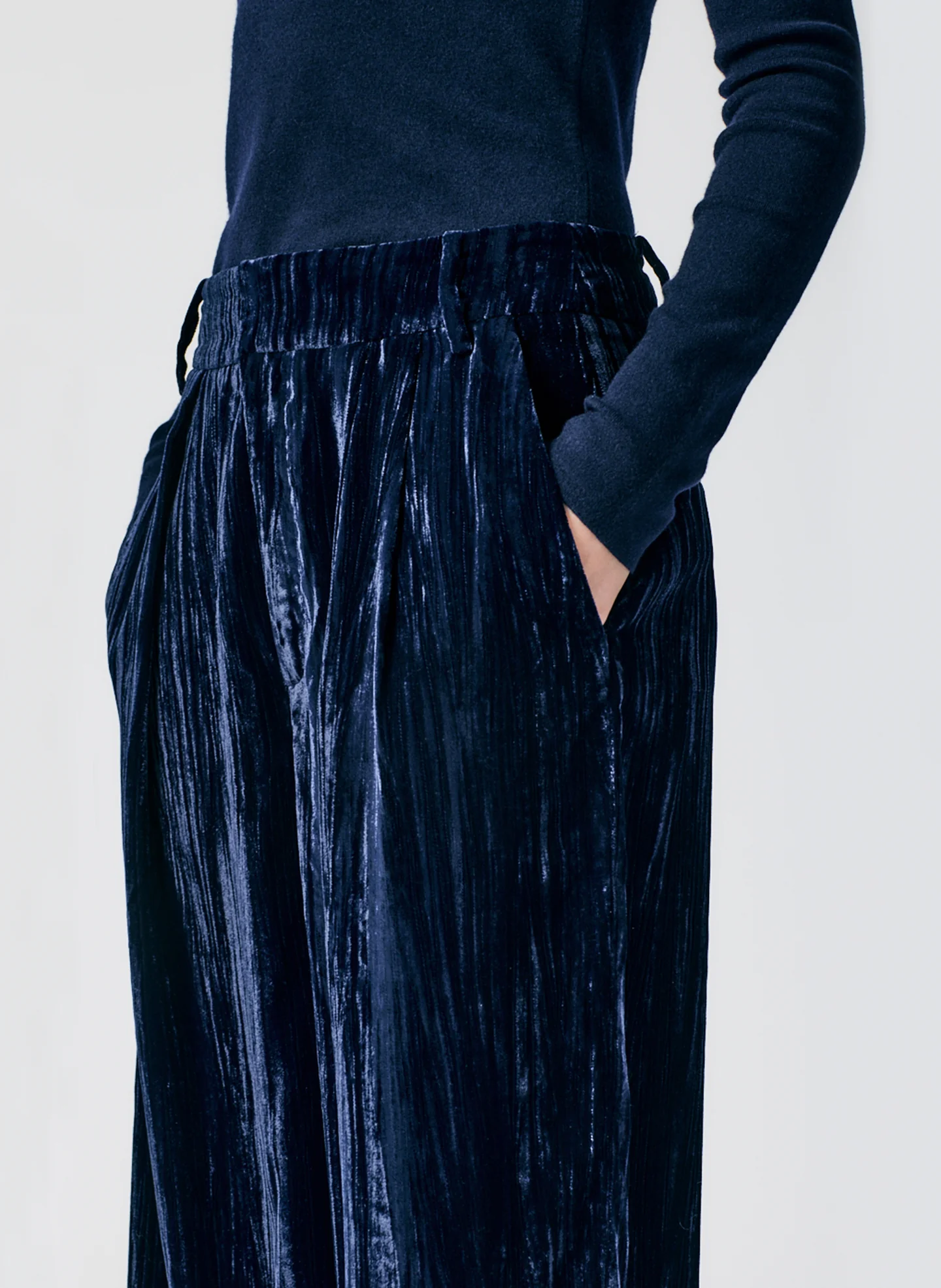 Creased Velvet Stella Pant - Image 5