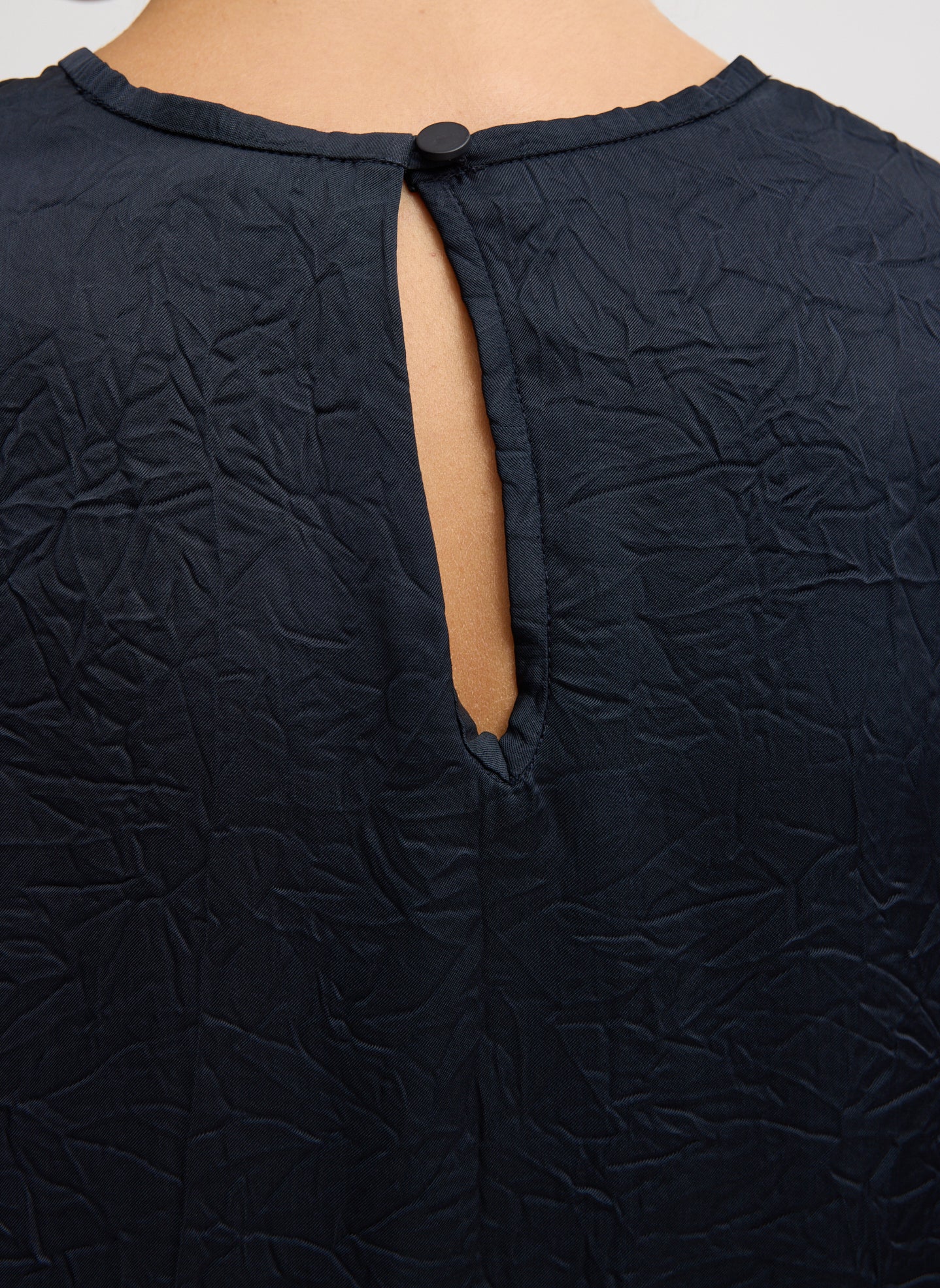 Crinkle Shirting Easy T-Shirt - Image 6