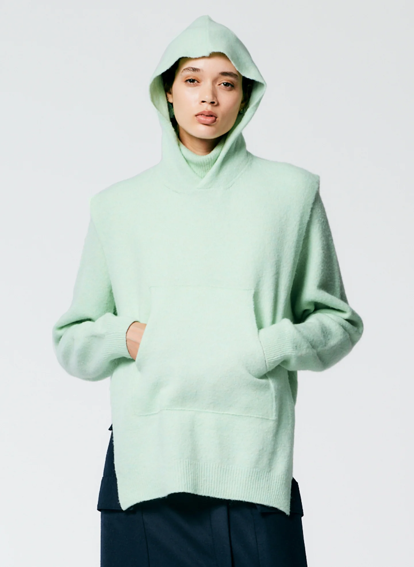 Douillet Hooded Dickie - Image 3