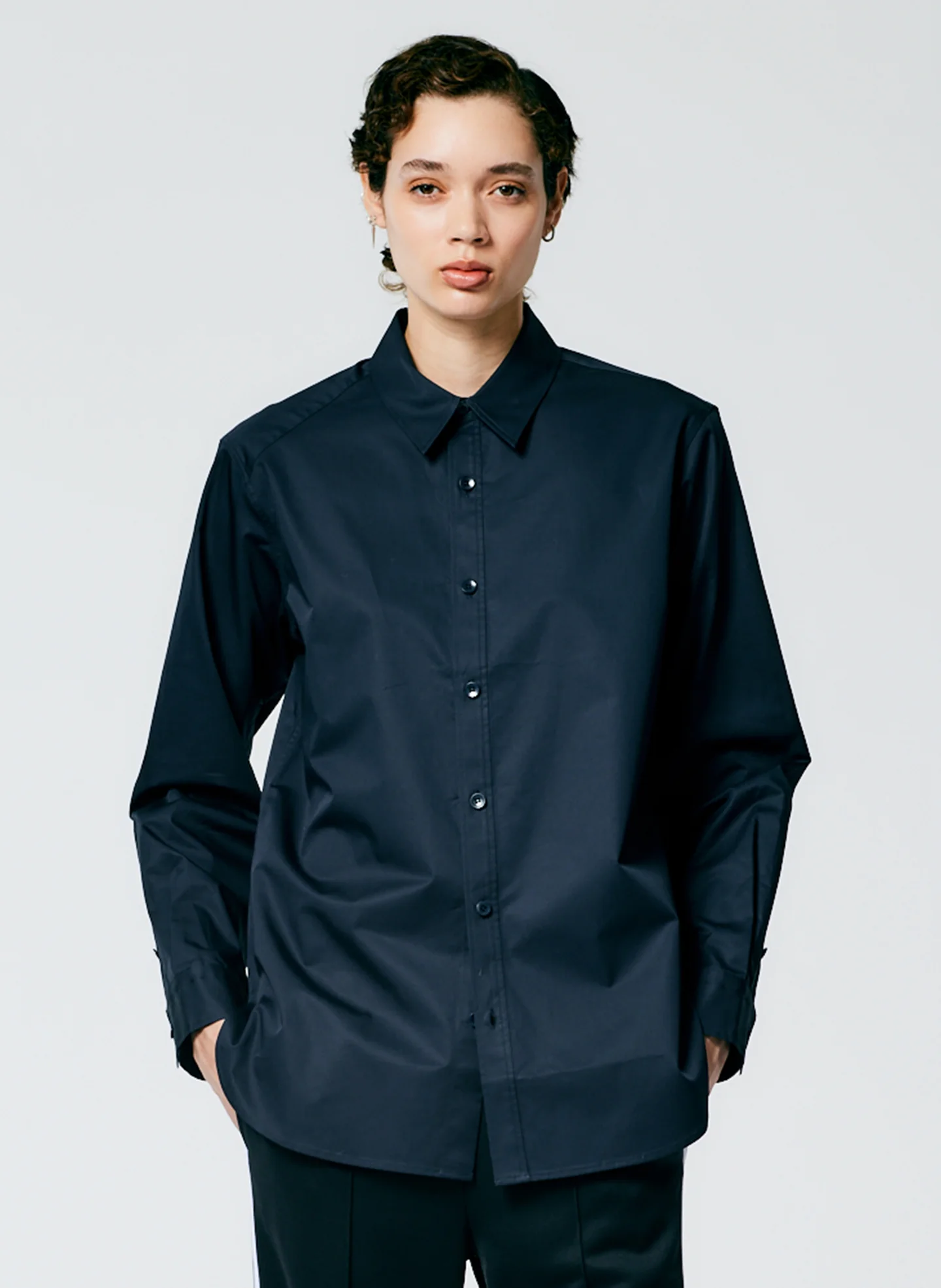 Eco Poplin Shirt With Inseam Vent - Image 2
