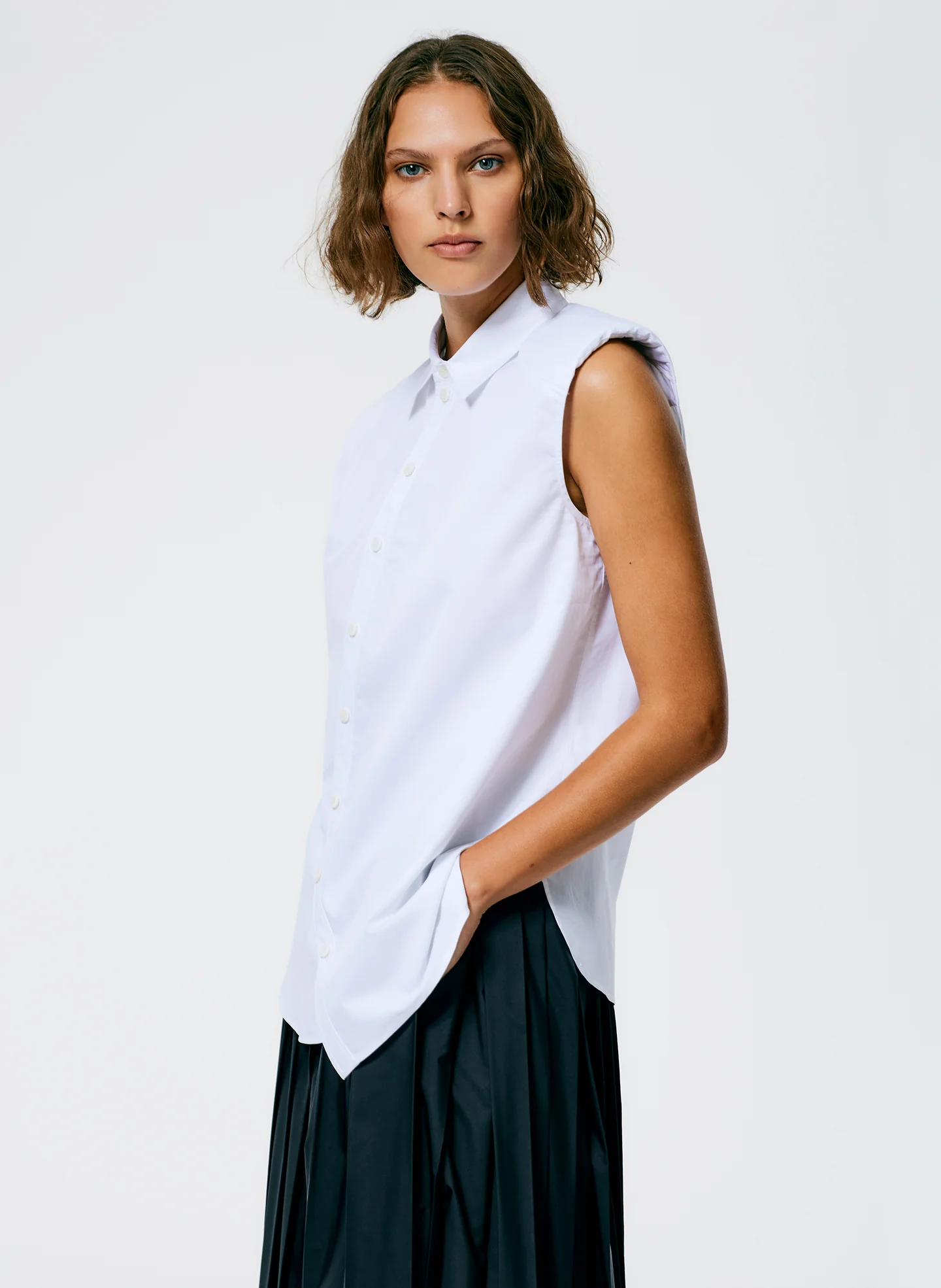 Eco Poplin Sleeveless Shoulderpad Shirt - Image 5
