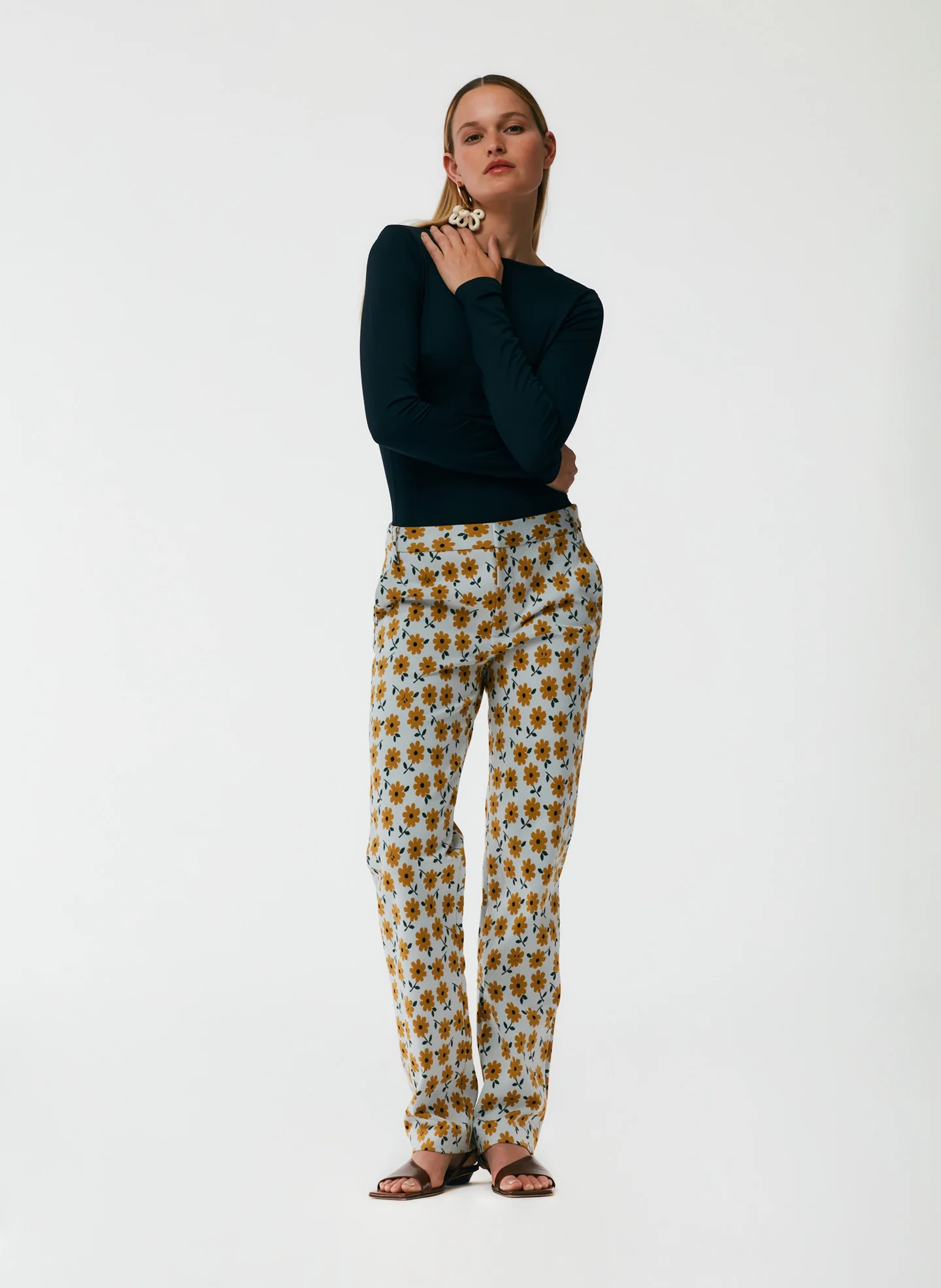 Flora Jacquard Elfie Trouser - Image 5