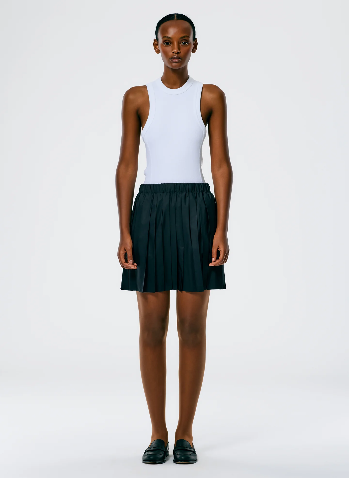 Italian Sporty Nylon Pleated Pull On Mini Skirt - Image 3