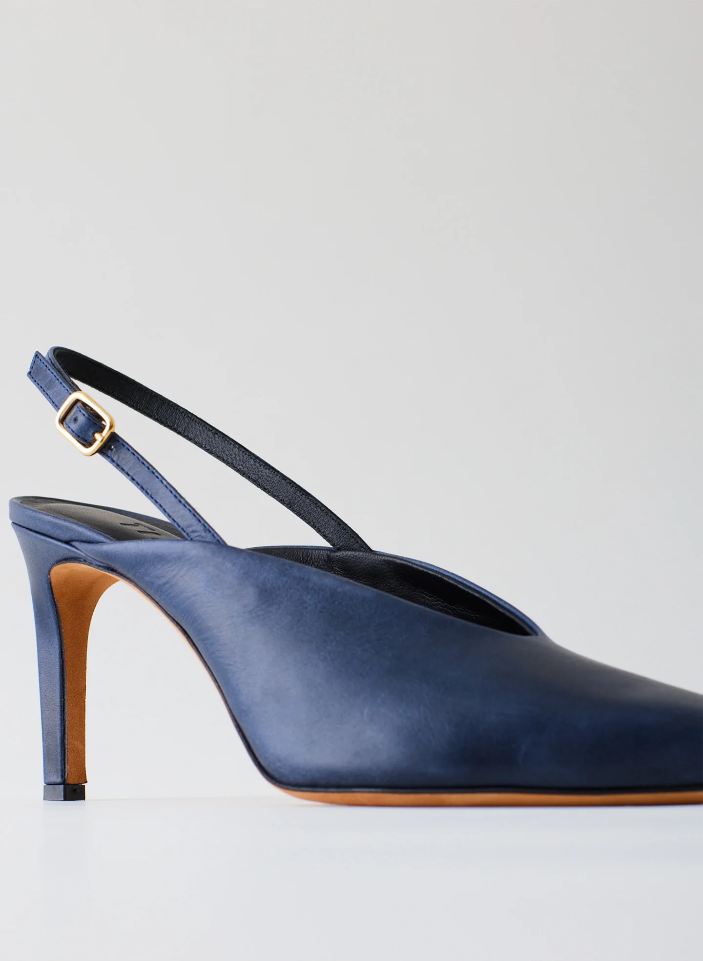 Neve Slingback Pump - Image 5