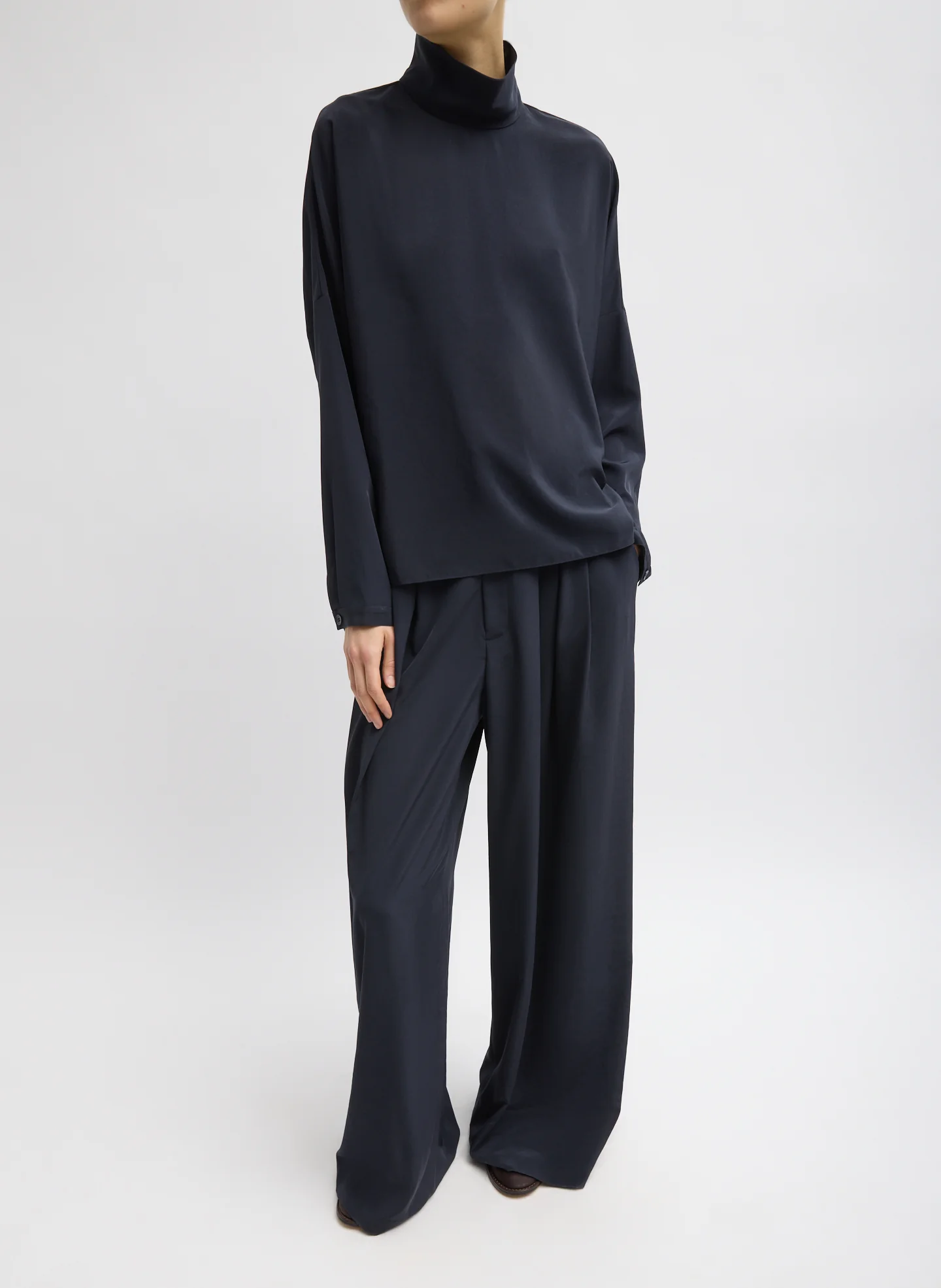 Relaxed Suiting Funnel Neck Dolman Sleeve Top - Image 5