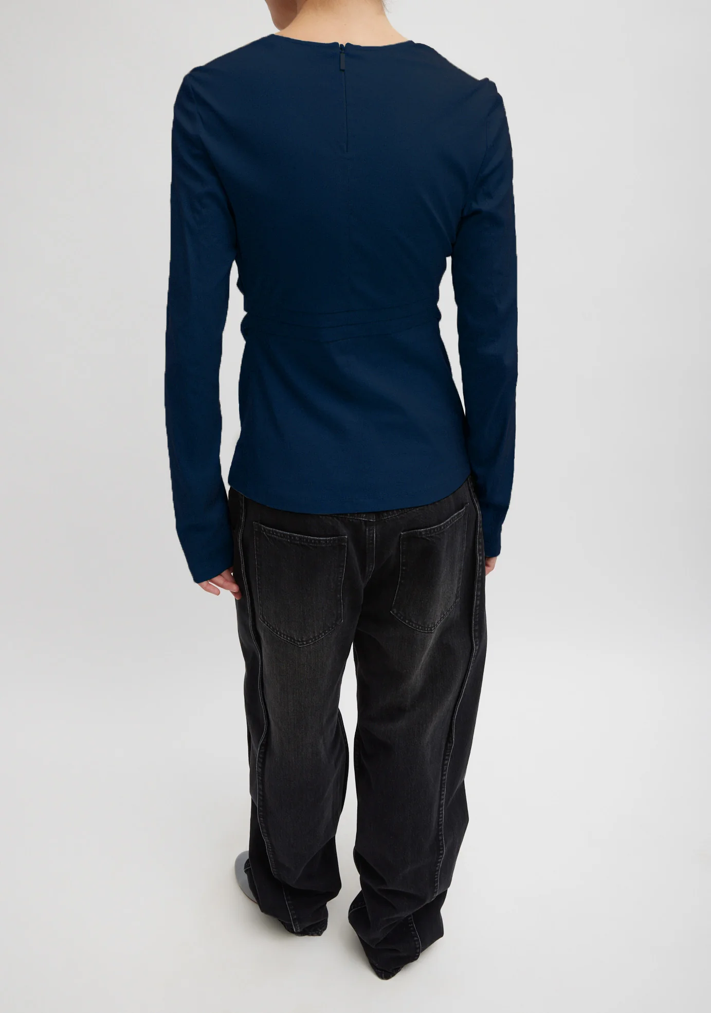 Stretch Cotton Nylon Square Neck Slim Circular Sleeve Top - Image 5