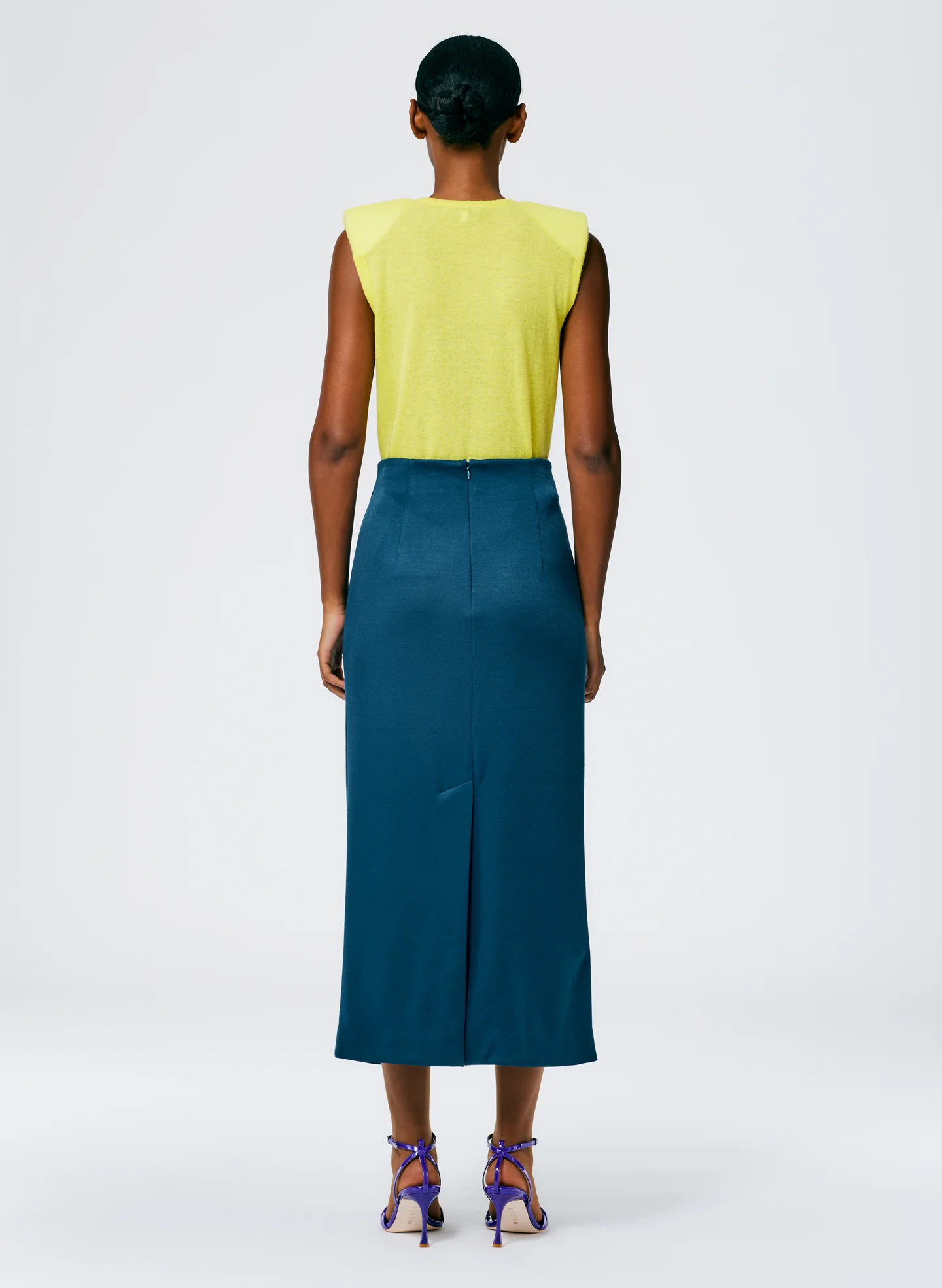Structured Knit Pencil Skirt - Image 4