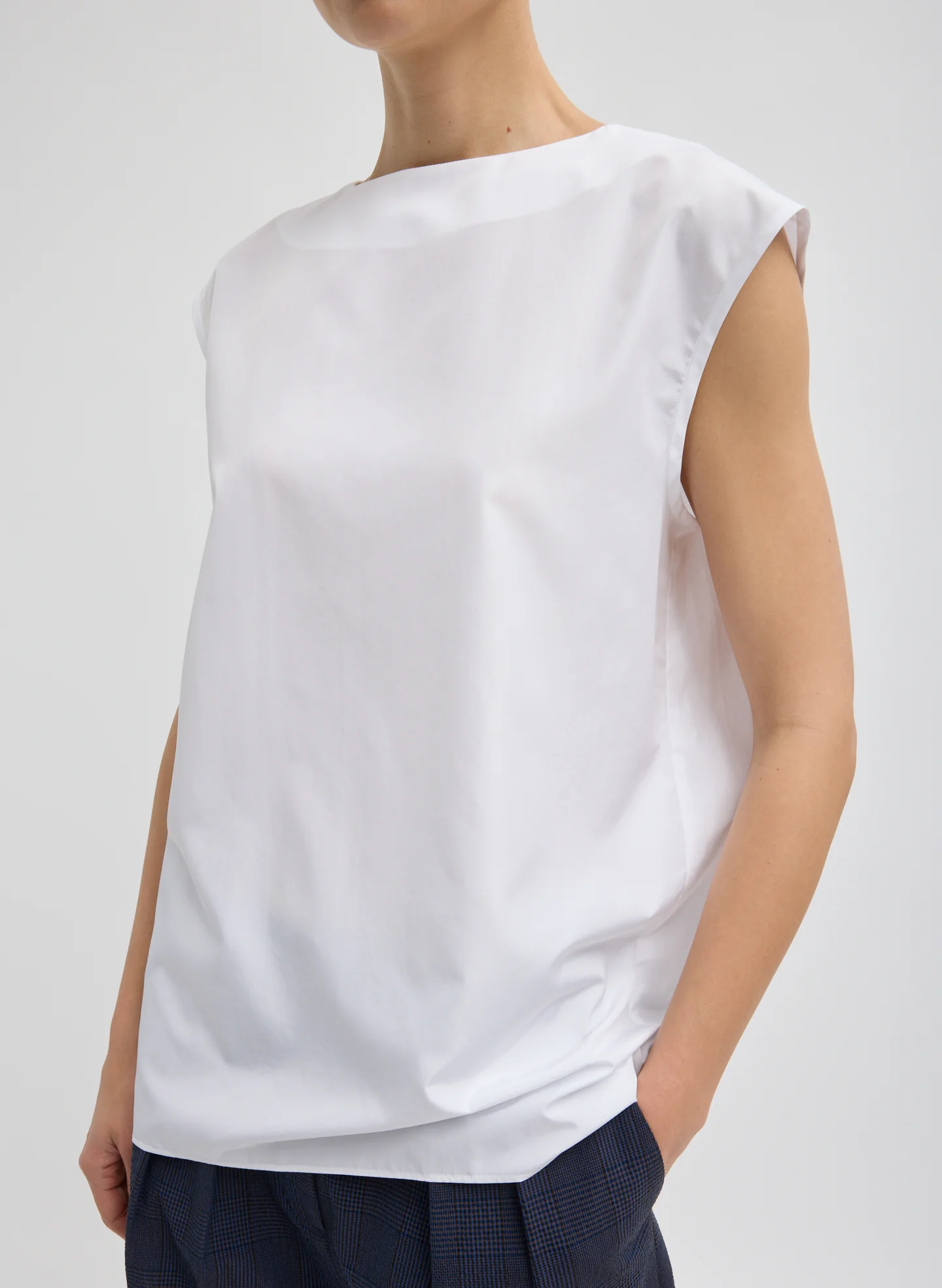 Sleeveless Tops