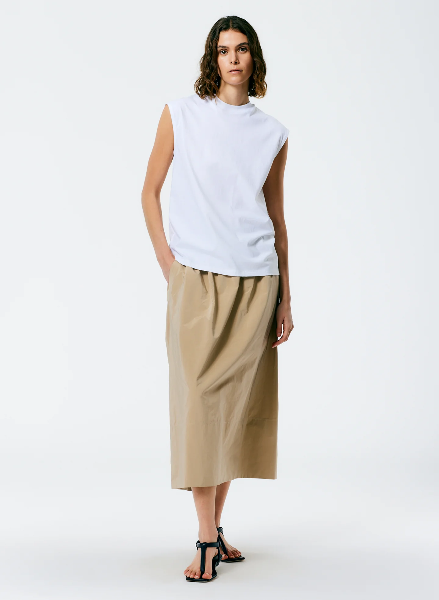 Mock Neck Sleeveless T-Shirt - Image 3