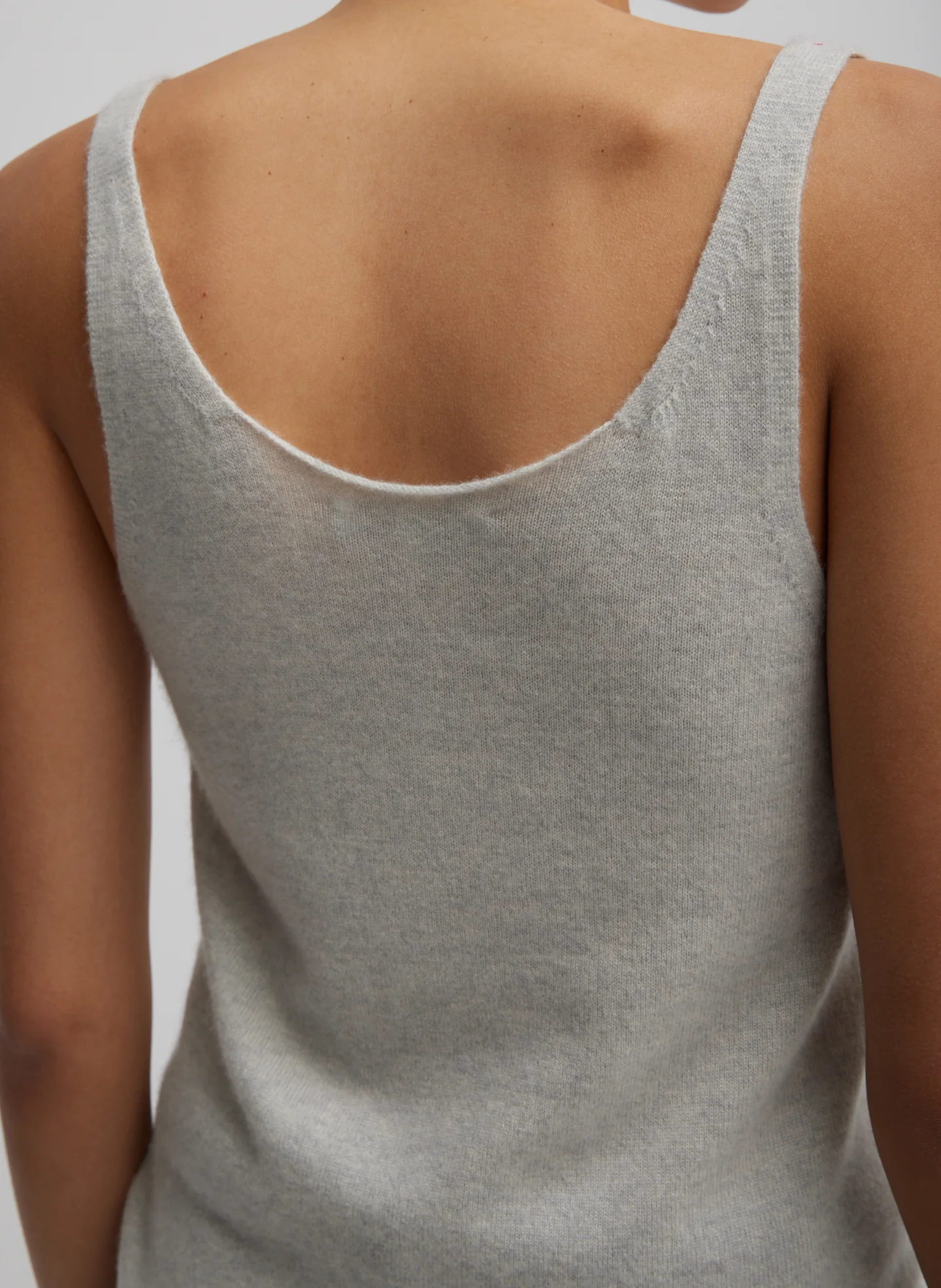 Washable Cashmere Tank Sweater - Image 4